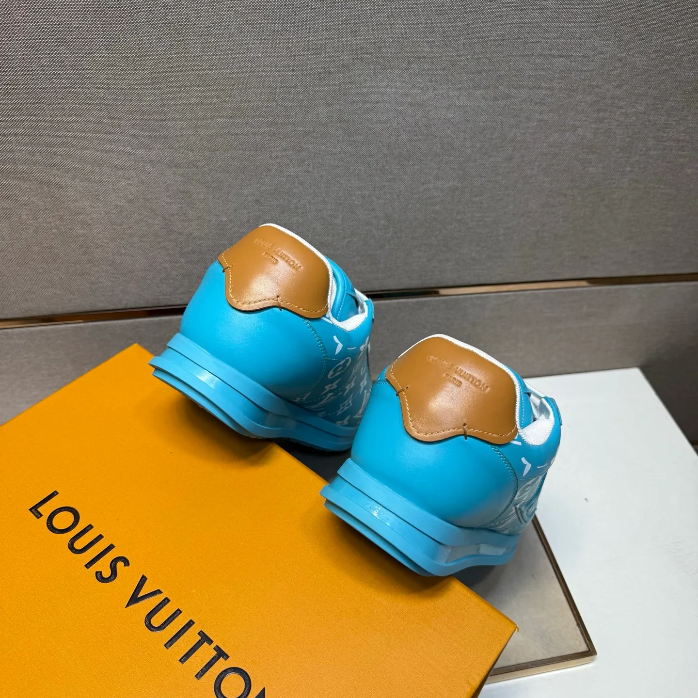 Men's men's shoes 💰pp560 [LV～] Men's casual shoes 2025z cabinet sales simultaneously 🔶Size: 38-44 #️⃣ 🔷4 colors🔜The upper is made of multi-material splicing➕Mesh lining, comfortable and breathable, sole: original comfortable and wear-resistant outsole, ⚠️real thing📱photographed🎬real thing is better📢📢📢